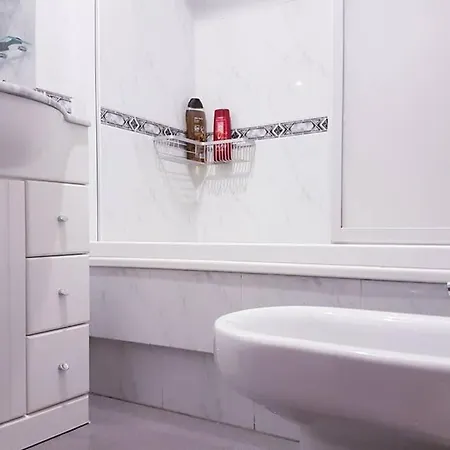 Completo Con Parking Privado Y Wifi En San Roque Διαμέρισμα *